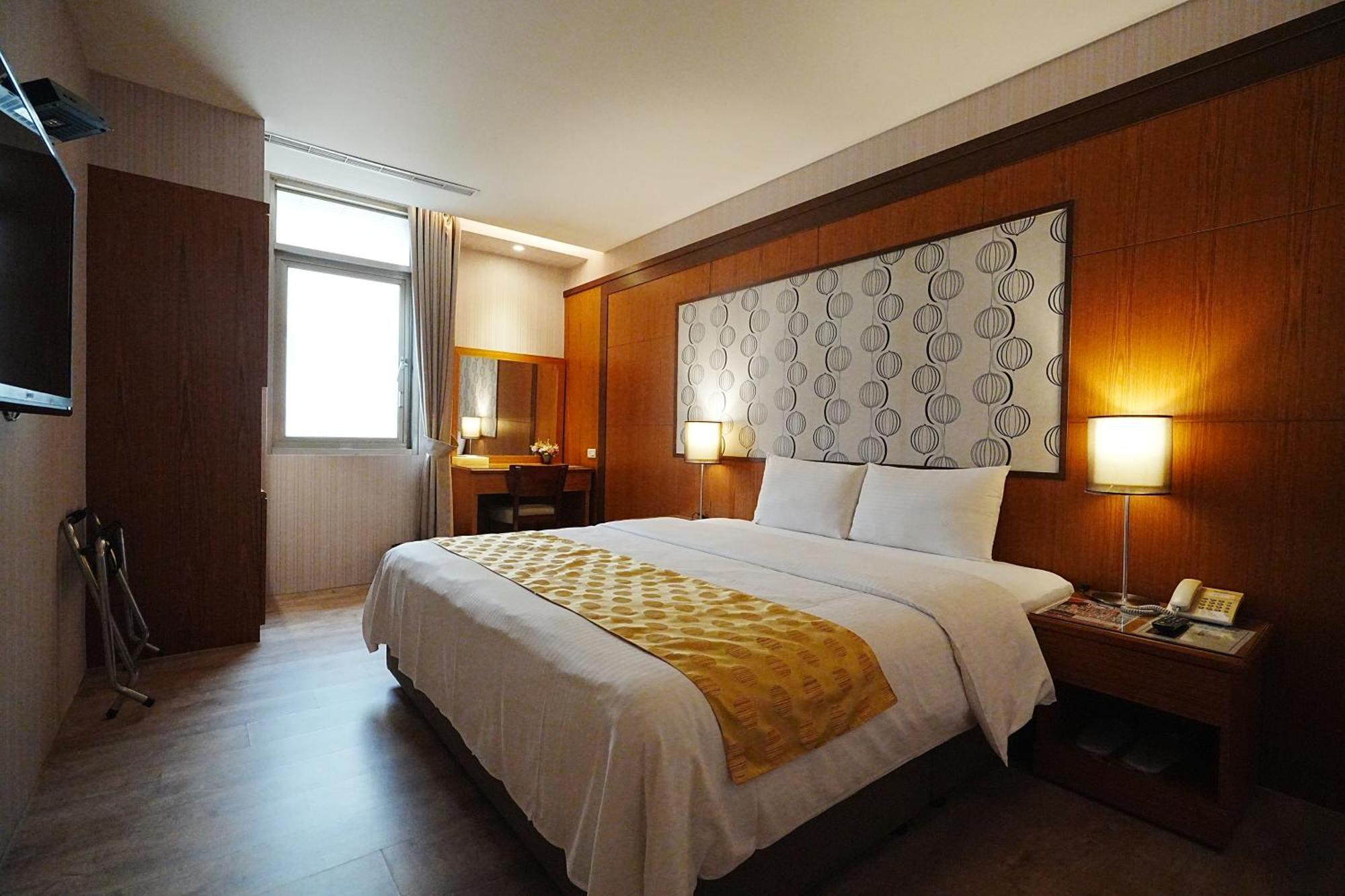 York Hotel Taipei Bagian luar foto