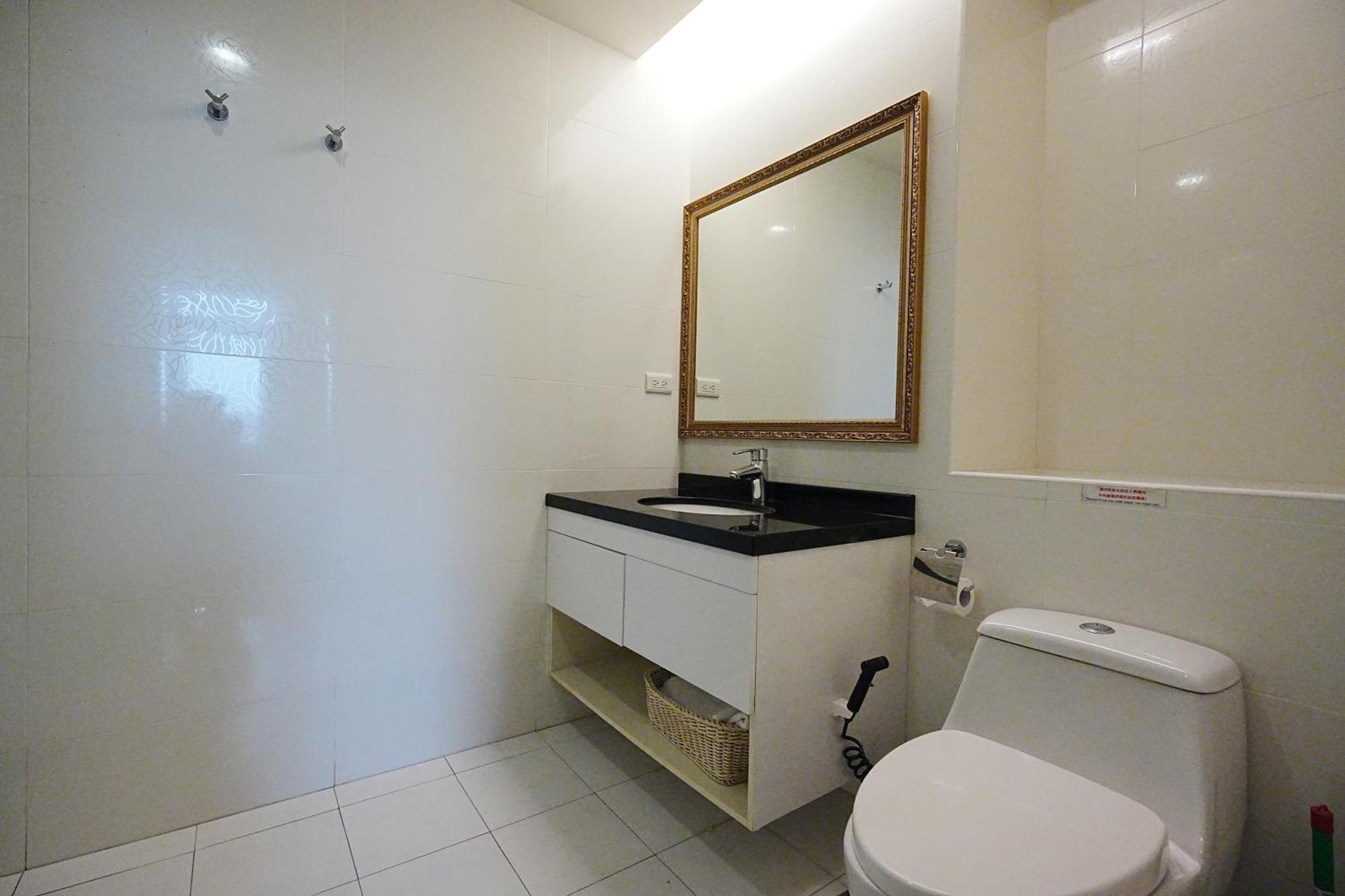 York Hotel Taipei Bagian luar foto