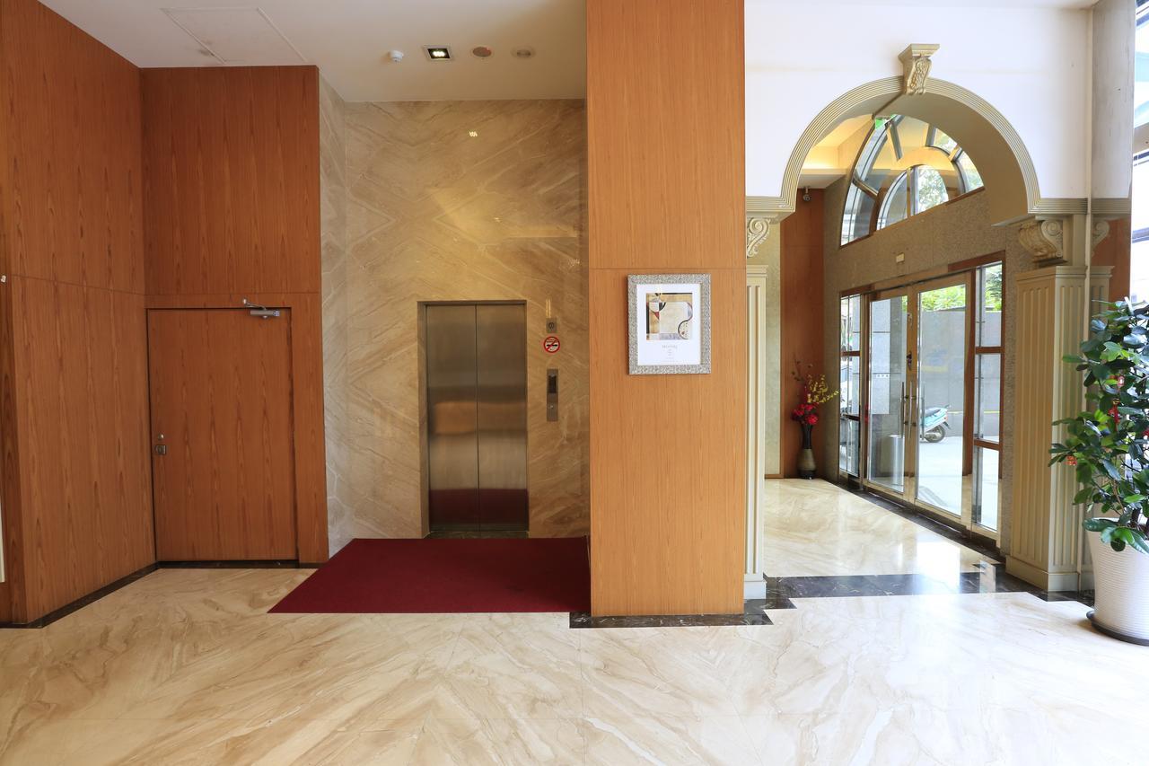 York Hotel Taipei Bagian luar foto